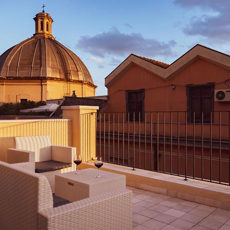 Luxury Suite La Terrazza In Pieno Centro In Κάλιαρι Εξωτερικό φωτογραφία