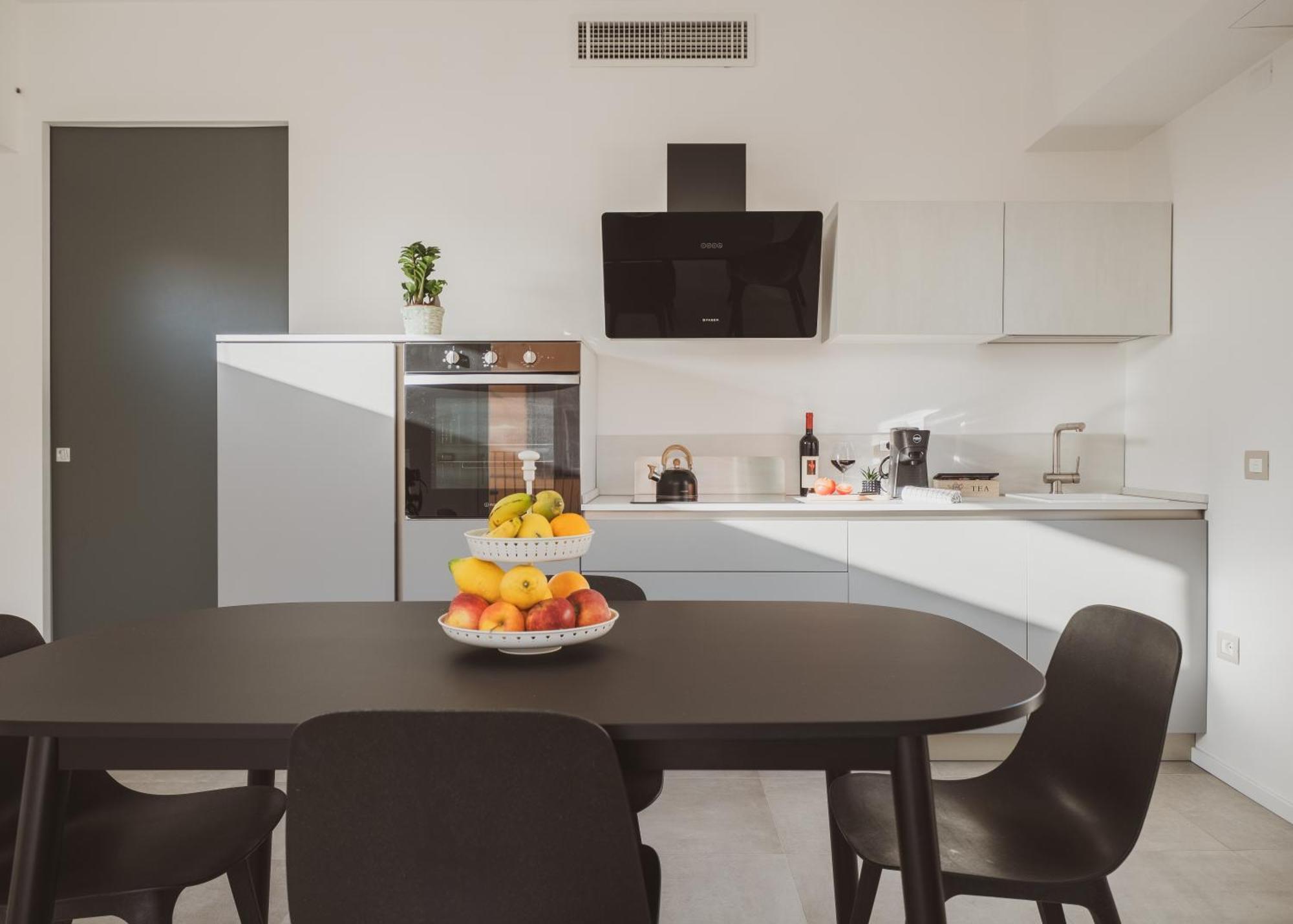 Luxury Suite La Terrazza In Pieno Centro In Κάλιαρι Εξωτερικό φωτογραφία